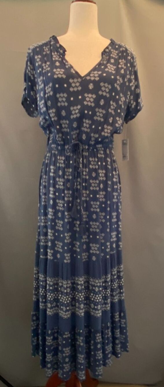 Sonoma NWT Short Sleeve Tiered Maxi Dress M Anchor Blue Geo